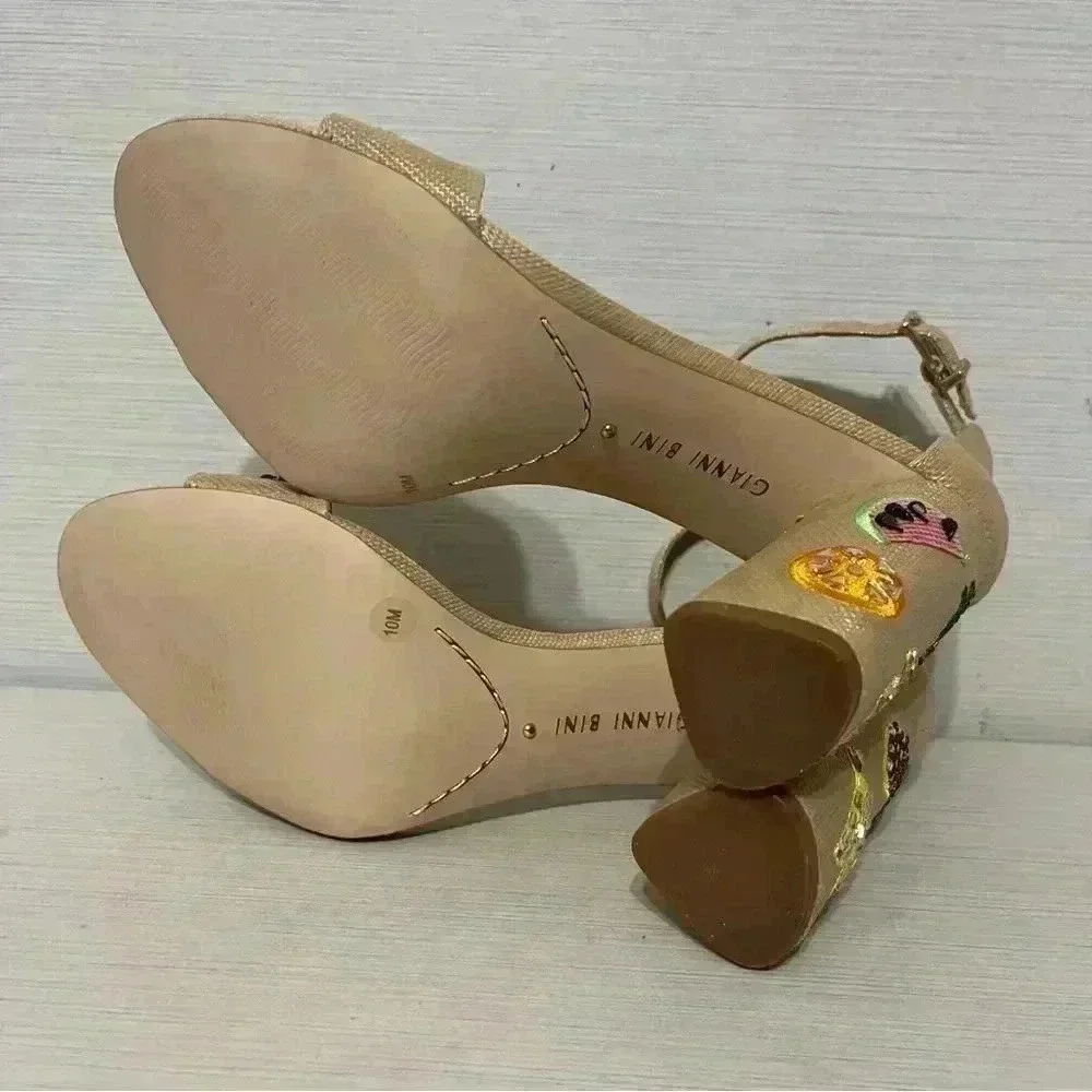 Gianni Bini Joenahtwo Natural Straw Fruit Embellished Block Heel Sandals Summer - Picture 12 of 16